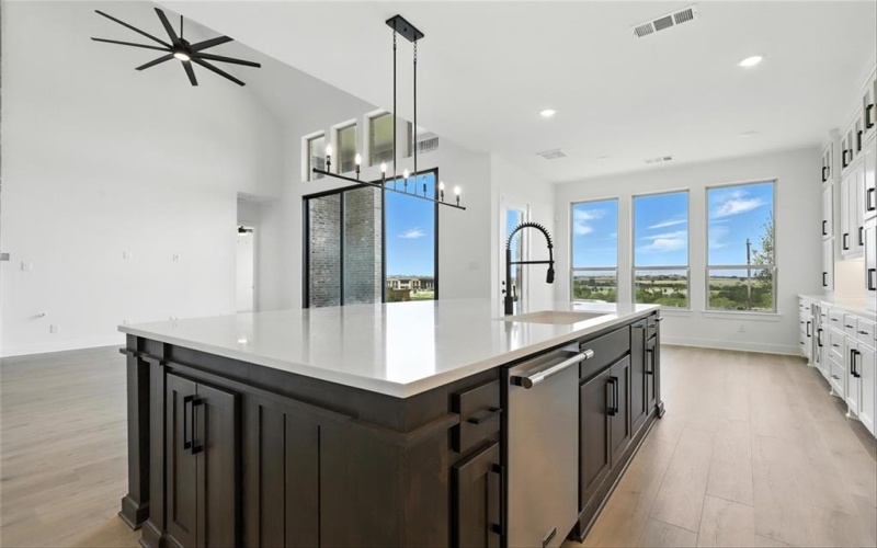 14516 Capridge Road, Aledo, TX 76008, 4 Bedrooms Bedrooms, ,5 BathroomsBathrooms,Residential,For Sale,14516 Capridge Road,20881625