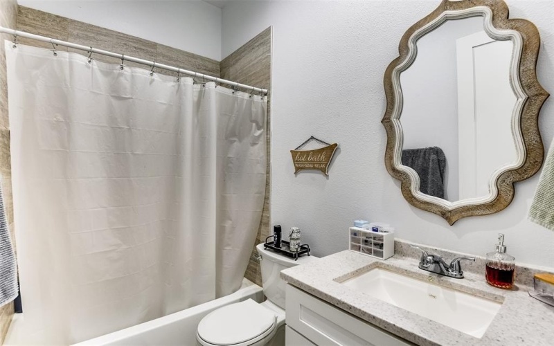 5245 Bill Cody Circle, Cabaña de madera, TX 75148, 2 Habitaciones Habitaciones , ,2 BañosBaños,Residential,En Venta,5245 Bill Cody Circle,20881860