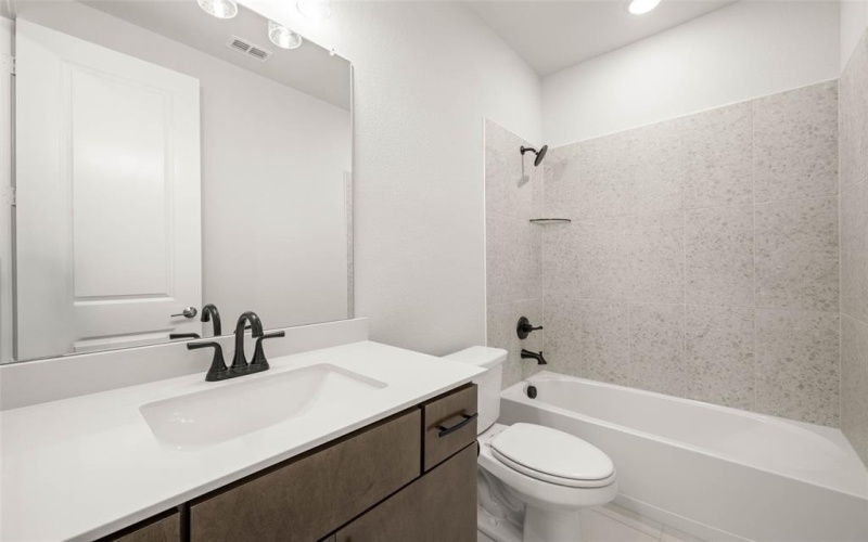 2219 Shady Elm, Midlothian, TX 76065, 4 Habitaciones Habitaciones , ,3 BañosBaños,Residential,En Venta,2219 Shady Elm,0,20881902
