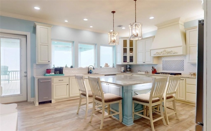 2627 Holiday Drive, Port Bolivar, TX 77650, 5 Bedrooms Bedrooms, ,3 BathroomsBathrooms,Residential,For Sale,2627 Holiday Drive,20881938