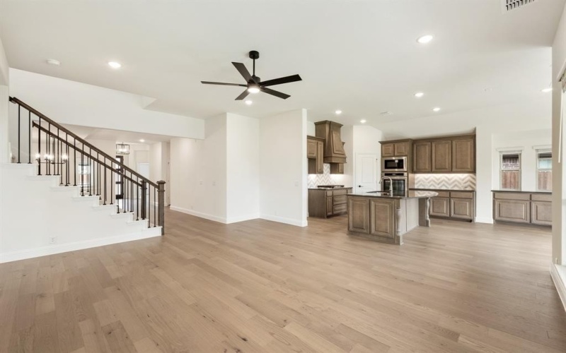 1106 Worthington Drive, Justin, TX 76247, 4 Habitaciones Habitaciones , ,3 BañosBaños,Residential,En Venta,1106 Worthington Drive,20881956