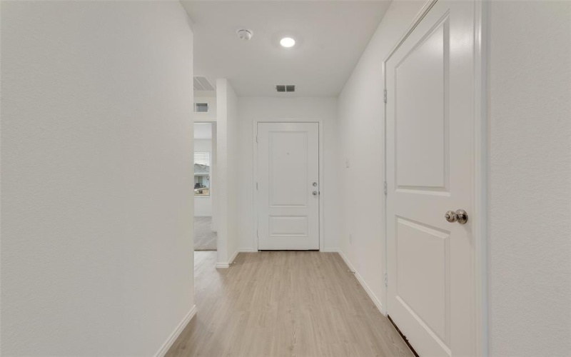 1648 Crested Way, Fort Worth, TX 76140, 3 Bedrooms Bedrooms, ,2 BathroomsBathrooms,Residential,For Sale,1648 Crested Way,20883927
