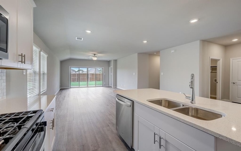 2208 Dunbar Drive, Sherman, TX 75092, 3 Bedrooms Bedrooms, ,2 BathroomsBathrooms,Residential,For Sale,2208 Dunbar Drive,20882272