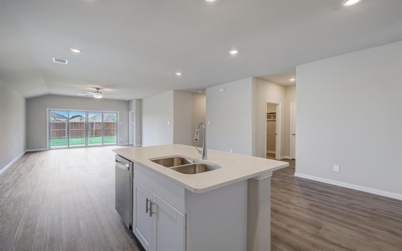 2208 Dunbar Drive, Sherman, TX 75092, 3 Bedrooms Bedrooms, ,2 BathroomsBathrooms,Residential,For Sale,2208 Dunbar Drive,20882272