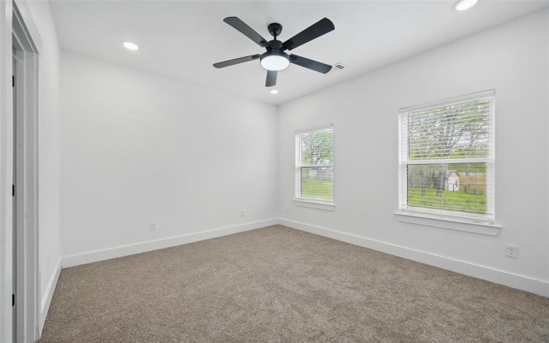 427 E Munson Street, Denison, TX 75021, 3 Habitaciones Habitaciones , ,2 BañosBaños,Residential,En Venta,427 E Munson Street,0,20884055