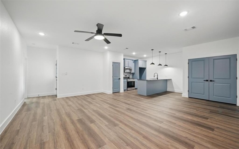 427 E Munson Street, Denison, TX 75021, 3 Habitaciones Habitaciones , ,2 BañosBaños,Residential,En Venta,427 E Munson Street,0,20884055