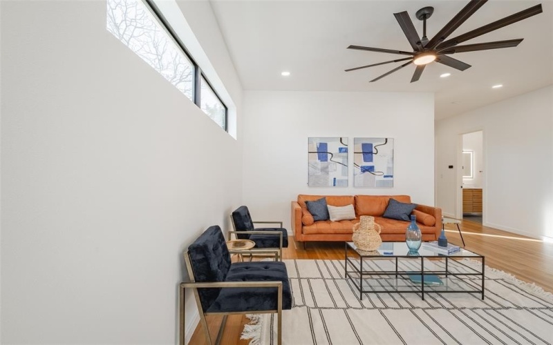 8903 Forest Hills Boulevard, Dallas, TX 75218, 5 Habitaciones Habitaciones , ,7 BañosBaños,Residential,En Venta,8903 Forest Hills Boulevard,20882331