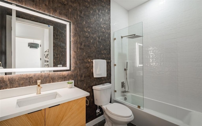 8903 Forest Hills Boulevard, Dallas, TX 75218, 5 Habitaciones Habitaciones , ,7 BañosBaños,Residential,En Venta,8903 Forest Hills Boulevard,20882331