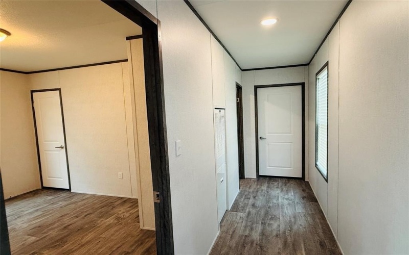 3001 Elmwood Drive, Granbury, TX 76048, 3 Bedrooms Bedrooms, ,2 BathroomsBathrooms,Residential,For Sale,3001 Elmwood Drive,20882398