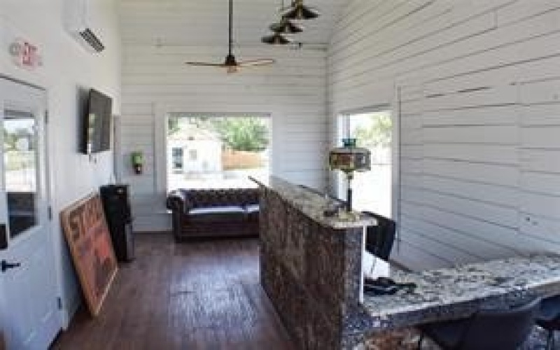 103 N Mason Street, Bowie, TX 76230, ,Commercial Sale,For Sale,103 N Mason Street,0,20882469