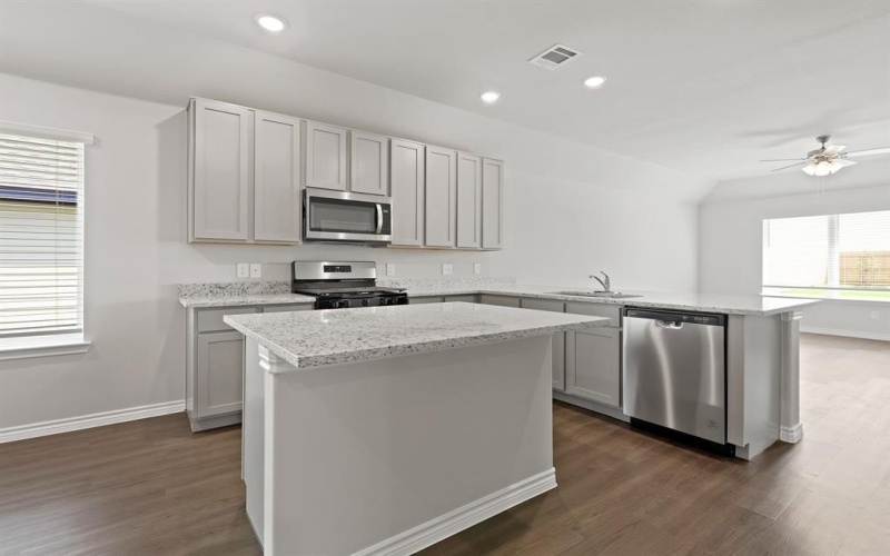 7013 Trestle Street, Fort Worth, TX 76036, 4 Bedrooms Bedrooms, ,3 BathroomsBathrooms,Residential,For Sale,7013 Trestle Street,20884161