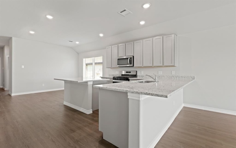 7013 Trestle Street, Fort Worth, TX 76036, 4 Bedrooms Bedrooms, ,3 BathroomsBathrooms,Residential,For Sale,7013 Trestle Street,20884161