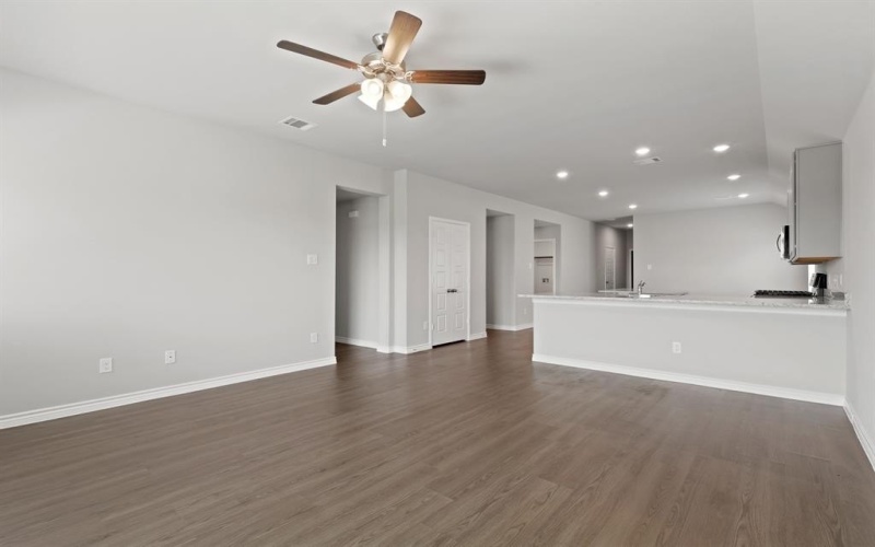7013 Trestle Street, Fort Worth, TX 76036, 4 Bedrooms Bedrooms, ,3 BathroomsBathrooms,Residential,For Sale,7013 Trestle Street,20884161