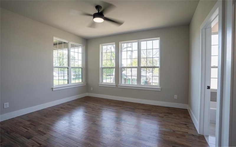 1616 N Bradley Street, McKinney, TX 75069, 5 Bedrooms Bedrooms, ,6 BathroomsBathrooms,Residential,For Sale,1616 N Bradley Street,20883256