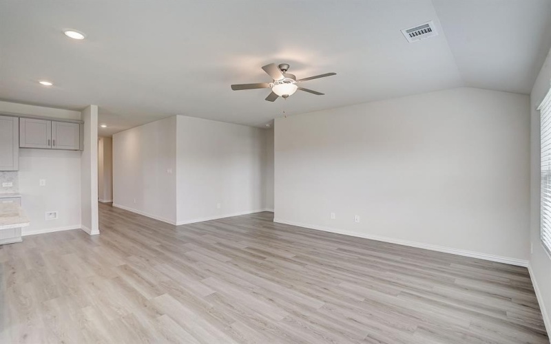 4017 Medina Drive, Farmersville, TX 75442, 4 Bedrooms Bedrooms, ,3 BathroomsBathrooms,Residential,For Sale,4017 Medina Drive,20884457
