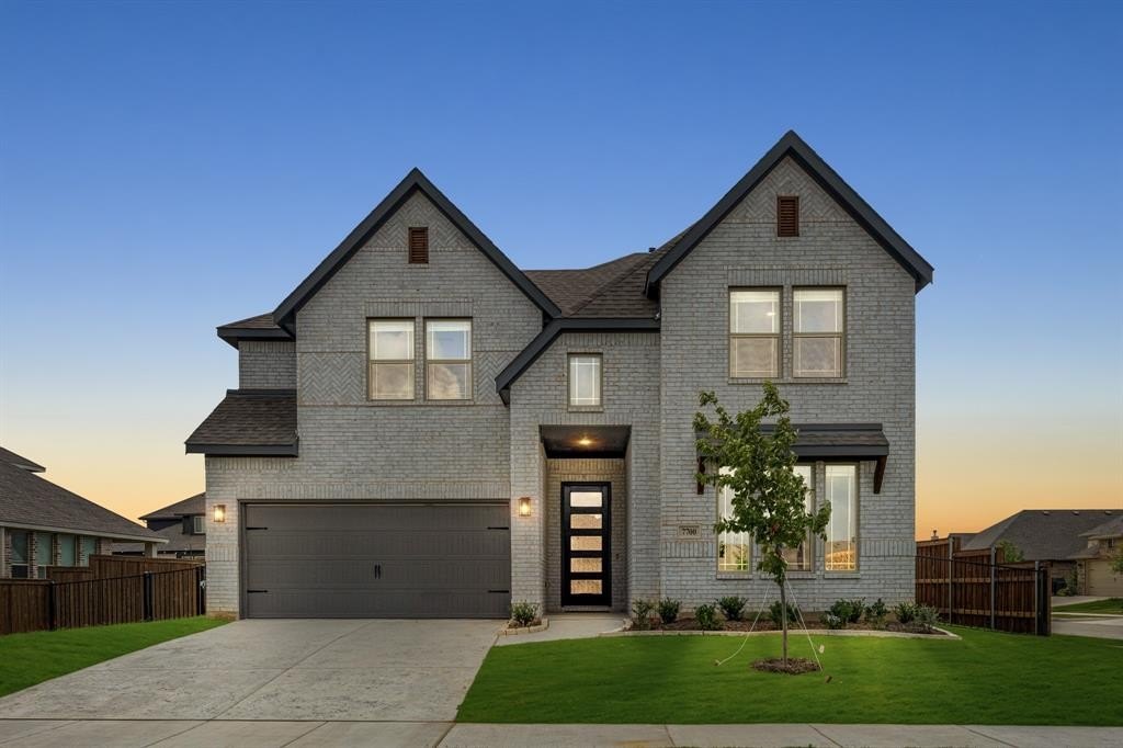 7700 Gatevine Avenue, Joshua, TX 76058, 4 Bedrooms Bedrooms, ,3 BathroomsBathrooms,Residential,For Sale,7700 Gatevine Avenue,20883010