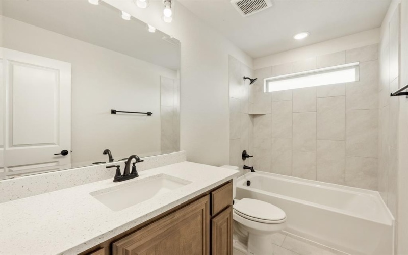 7700 Gatevine Avenue, Joshua, TX 76058, 4 Bedrooms Bedrooms, ,3 BathroomsBathrooms,Residential,For Sale,7700 Gatevine Avenue,20883010