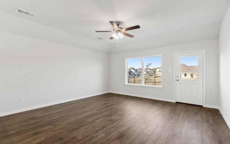 5056 Cervinae Road, Fort Worth, TX 76036, 4 Habitaciones Habitaciones , ,3 BañosBaños,Residential,En Venta,5056 Cervinae Road,20881573