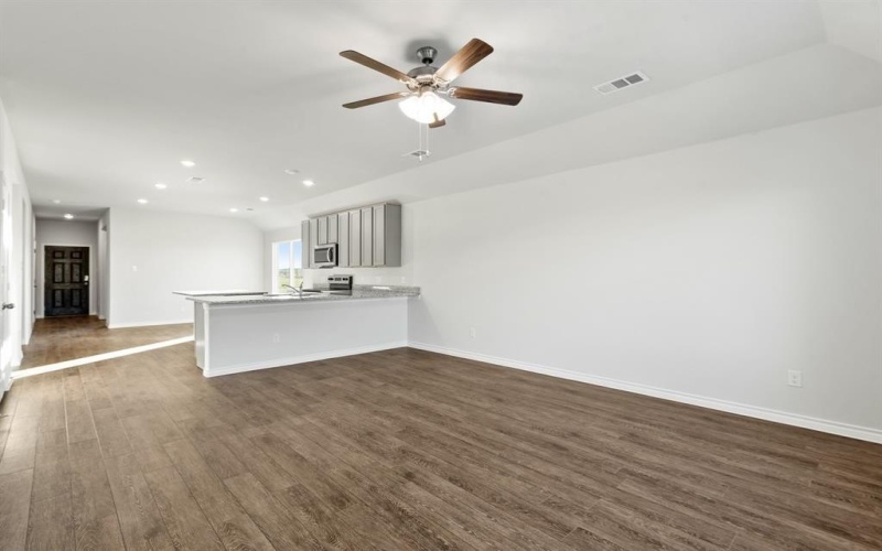 5056 Cervinae Road, Fort Worth, TX 76036, 4 Habitaciones Habitaciones , ,3 BañosBaños,Residential,En Venta,5056 Cervinae Road,20881573