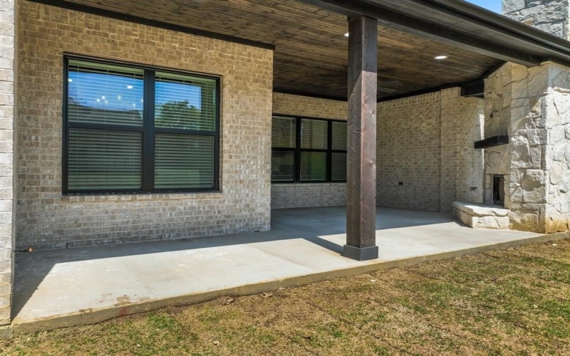 9023 Pleasant Drive, Whitney, TX 76692, 3 Bedrooms Bedrooms, ,2 BathroomsBathrooms,Residential,For Sale,9023 Pleasant Drive,20883292