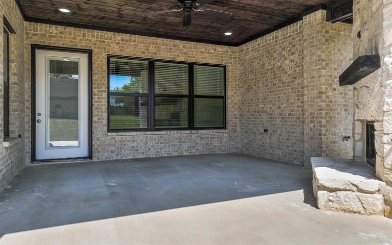 9023 Pleasant Drive, Whitney, TX 76692, 3 Bedrooms Bedrooms, ,2 BathroomsBathrooms,Residential,For Sale,9023 Pleasant Drive,20883292
