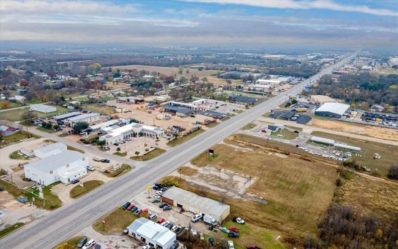 4426 E US HIGHWAY 377, Granbury, TX 76049, ,Commercial Sale,En Venta,4426 E US HIGHWAY 377,20881617