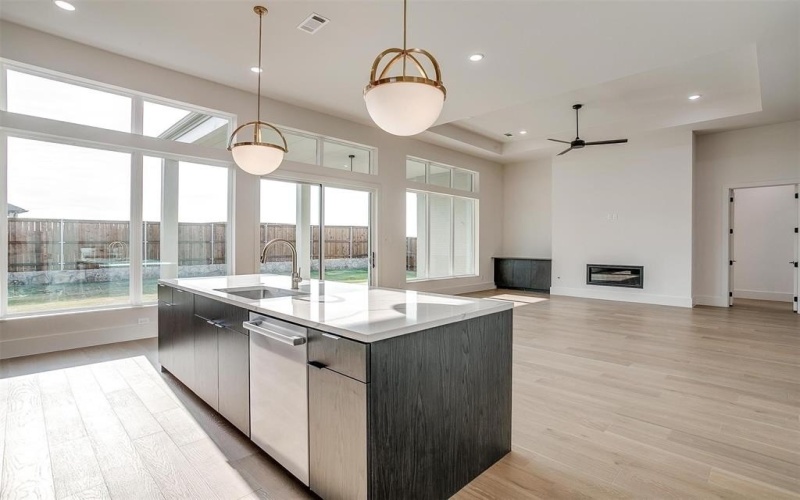 213 Lantern Ridge Drive, Aledo, TX 76008, 4 Habitaciones Habitaciones , ,5 BañosBaños,Residential,En Venta,213 Lantern Ridge Drive,20885276