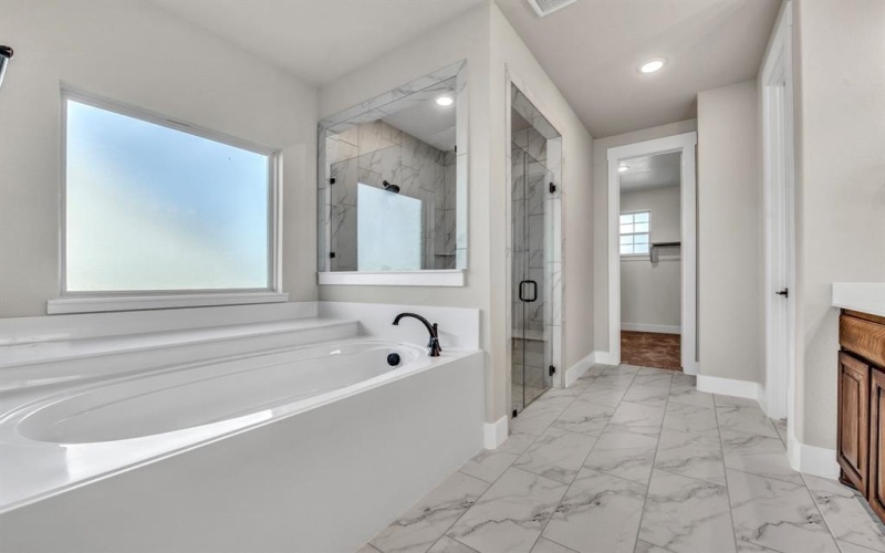 3921 Old Springtown Road, Weatherford, TX 76085, 3 Habitaciones Habitaciones , ,3 BañosBaños,Residential,En Venta,3921 Old Springtown Road,20885309