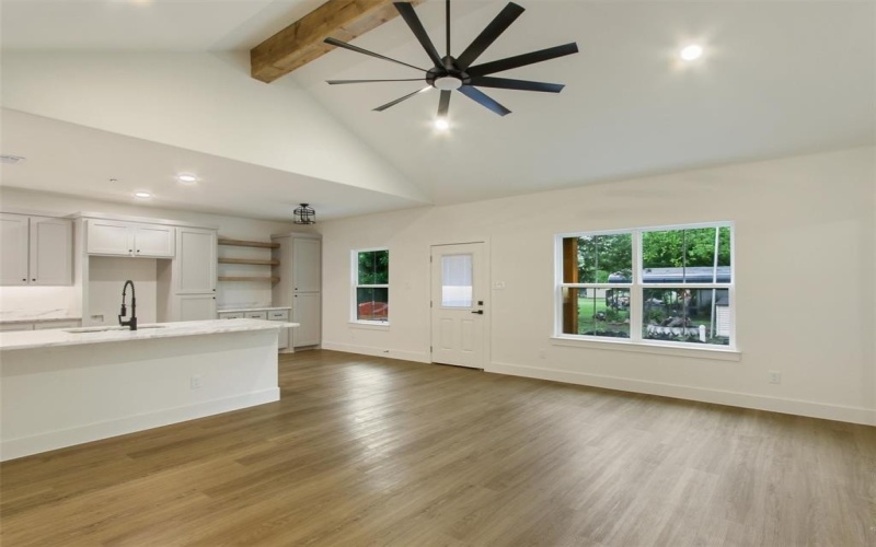 305 N Elm Street, Leonard, TX 75452, 3 Habitaciones Habitaciones , ,2 BañosBaños,Residential,En Venta,305 N Elm Street,20885331
