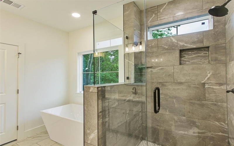 305 N Elm Street, Leonard, TX 75452, 3 Habitaciones Habitaciones , ,2 BañosBaños,Residential,En Venta,305 N Elm Street,20885331