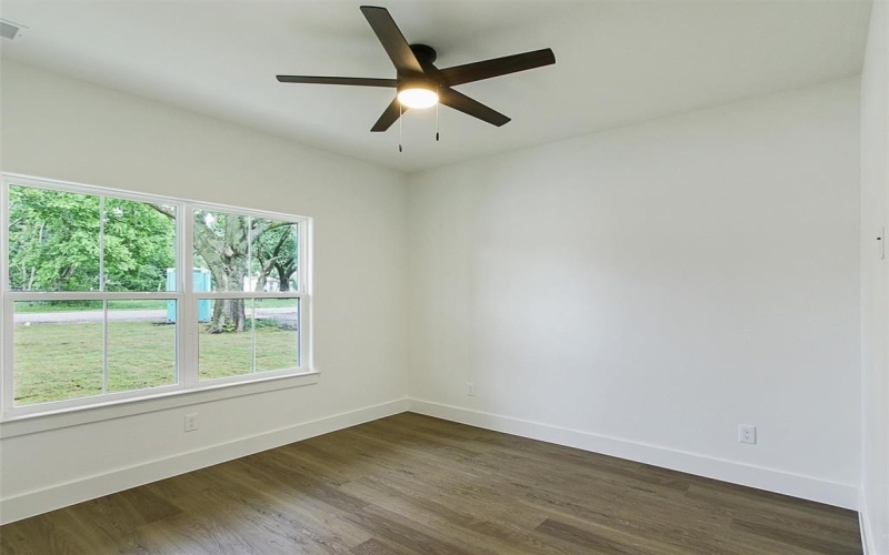 305 N Elm Street, Leonard, TX 75452, 3 Habitaciones Habitaciones , ,2 BañosBaños,Residential,En Venta,305 N Elm Street,20885331