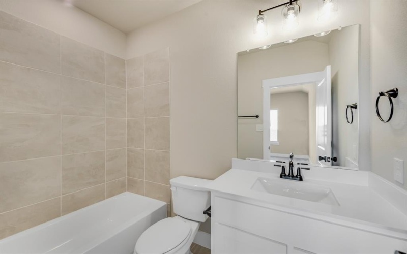 4133 Old Springtown Road, Weatherford, TX 76085, 5 Bedrooms Bedrooms, ,5 BathroomsBathrooms,Residential,For Sale,4133 Old Springtown Road,20885338