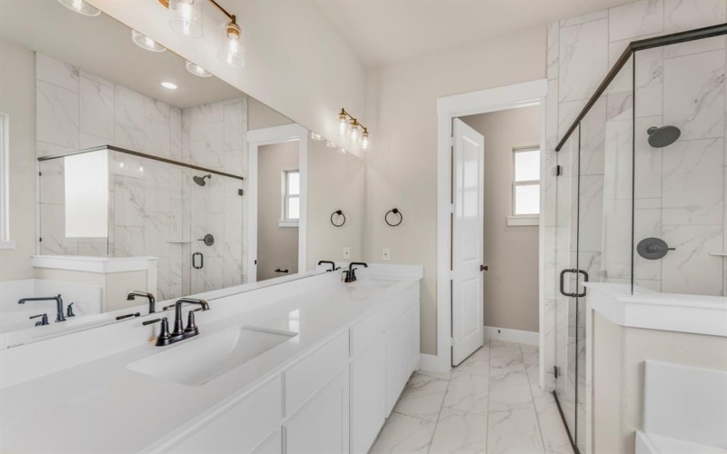 4133 Old Springtown Road, Weatherford, TX 76085, 5 Bedrooms Bedrooms, ,5 BathroomsBathrooms,Residential,For Sale,4133 Old Springtown Road,20885338