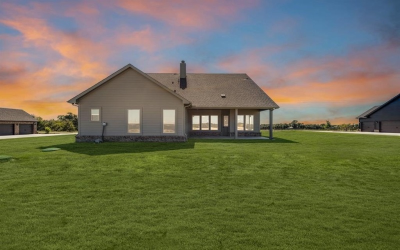 4133 Old Springtown Road, Weatherford, TX 76085, 5 Bedrooms Bedrooms, ,5 BathroomsBathrooms,Residential,For Sale,4133 Old Springtown Road,20885338