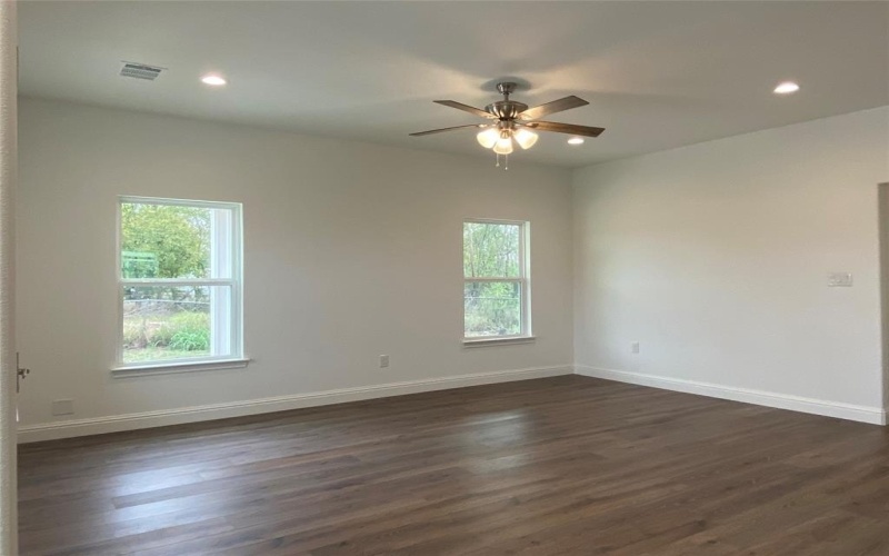 123 E 13th Avenue, Corsicana, TX 75110, 3 Habitaciones Habitaciones , ,2 BañosBaños,Residential,En Venta,123 E 13th Avenue,0,20885486