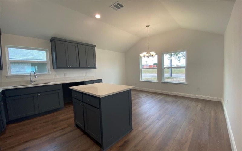 115 E 13th Avenue, Corsicana, TX 75110, 3 Bedrooms Bedrooms, ,2 BathroomsBathrooms,Residential,For Sale,115 E 13th Avenue,0,20885560