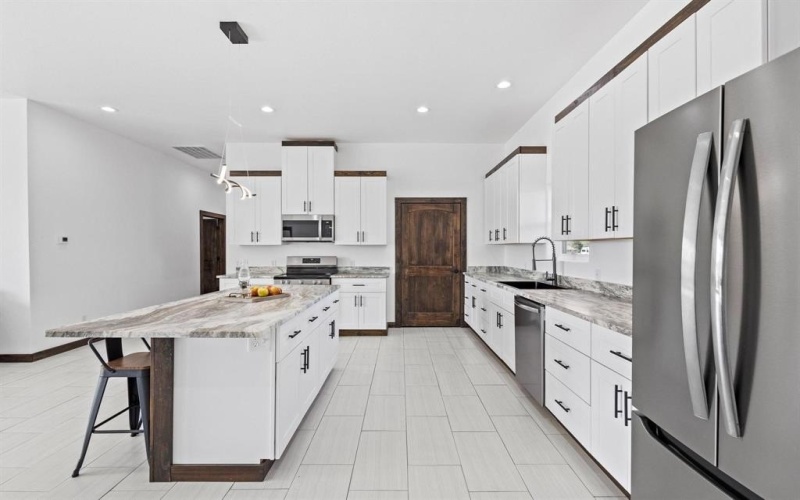 1706 County Road 35400, Sumner, TX 75486, 4 Bedrooms Bedrooms, ,2 BathroomsBathrooms,Residential,For Sale,1706 County Road 35400,20885585
