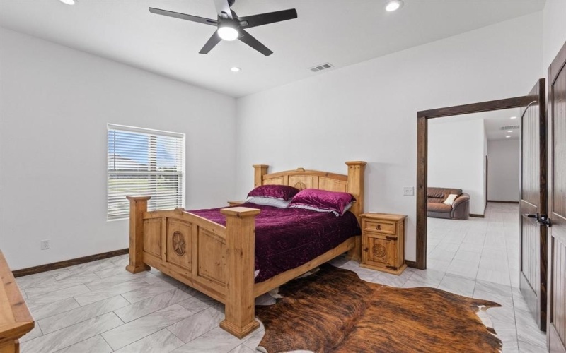 1706 County Road 35400, Sumner, TX 75486, 4 Bedrooms Bedrooms, ,2 BathroomsBathrooms,Residential,For Sale,1706 County Road 35400,20885585