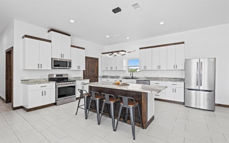 1706 County Road 35400, Sumner, TX 75486, 4 Bedrooms Bedrooms, ,2 BathroomsBathrooms,Residential,For Sale,1706 County Road 35400,20885585