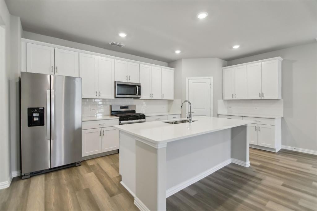 2704 Big Bend Mews, Corinth, TX 76209, 3 Habitaciones Habitaciones , ,2 BañosBaños,Residential,En Venta,2704 Big Bend Mews,20884934