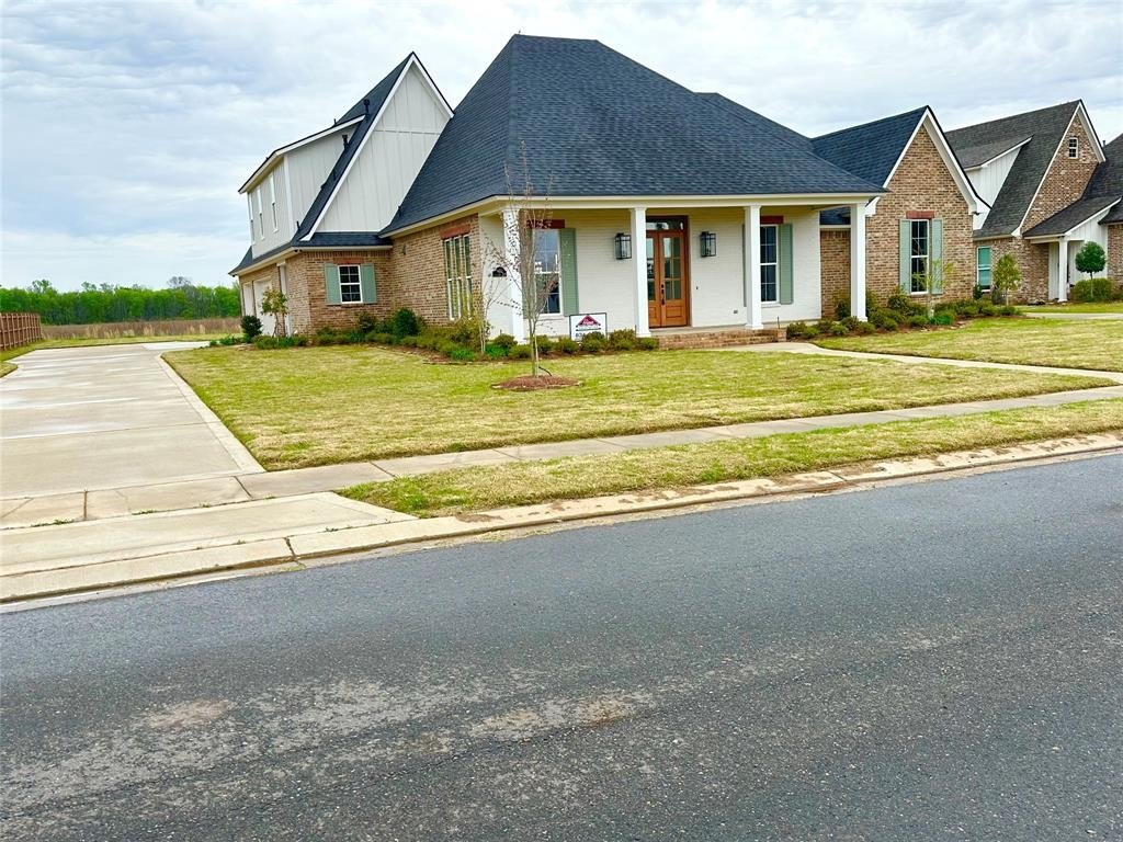 637 Caledonia Drive, Bossier City, LA 71111, 5 Bedrooms Bedrooms, ,3 BathroomsBathrooms,Residential,For Sale,637 Caledonia Drive,20884943