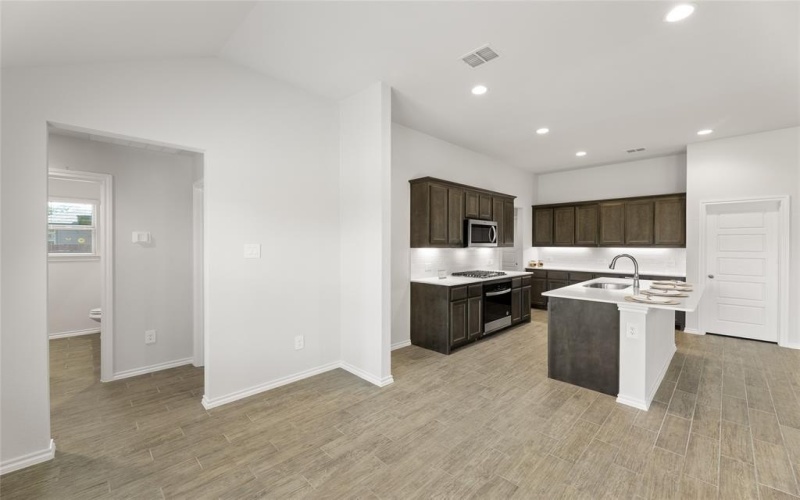 740 Stone Eagle Drive, Azle, TX 76020, 3 Bedrooms Bedrooms, ,2 BathroomsBathrooms,Residential,For Sale,740 Stone Eagle Drive,20885023