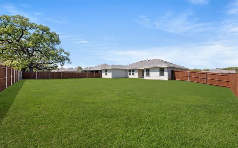 740 Stone Eagle Drive, Azle, TX 76020, 3 Bedrooms Bedrooms, ,2 BathroomsBathrooms,Residential,For Sale,740 Stone Eagle Drive,20885023