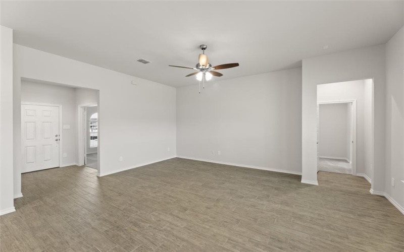 740 Stone Eagle Drive, Azle, TX 76020, 3 Bedrooms Bedrooms, ,2 BathroomsBathrooms,Residential,For Sale,740 Stone Eagle Drive,20885023