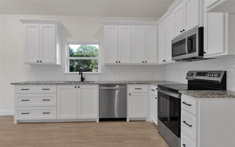 817 SW 28th Street, Mineral Wells, TX 76067, 3 Bedrooms Bedrooms, ,2 BathroomsBathrooms,Residential,For Sale,817 SW 28th Street,20885799