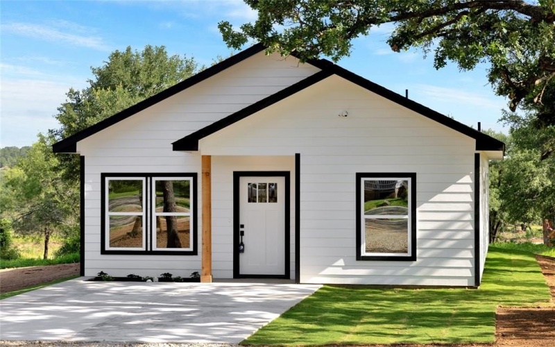 817 SW 28th Street, Mineral Wells, TX 76067, 3 Bedrooms Bedrooms, ,2 BathroomsBathrooms,Residential,For Sale,817 SW 28th Street,20885799
