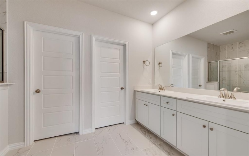 4521 Ward Street, North Richland Hills, TX 76180, 4 Habitaciones Habitaciones , ,3 BañosBaños,Residential,En Venta,4521 Ward Street,20886234