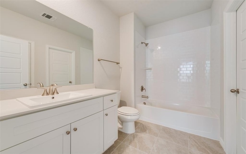 4521 Ward Street, North Richland Hills, TX 76180, 4 Habitaciones Habitaciones , ,3 BañosBaños,Residential,En Venta,4521 Ward Street,20886234