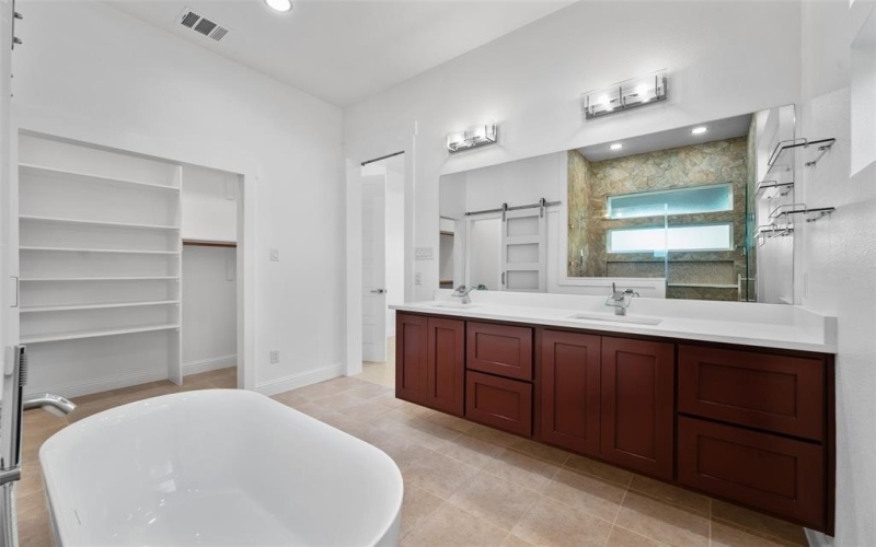 6048 VZ County Road #2120, Wills Point, TX 75169, 4 Habitaciones Habitaciones , ,3 BañosBaños,Residential,En Venta,6048 VZ County Road,20886289