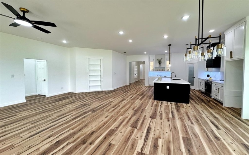 8808 US HWY 69, Lone Oak, TX 75453, 4 Habitaciones Habitaciones , ,2 BañosBaños,Residential,En Venta,8808 US HWY 69,0,20886410